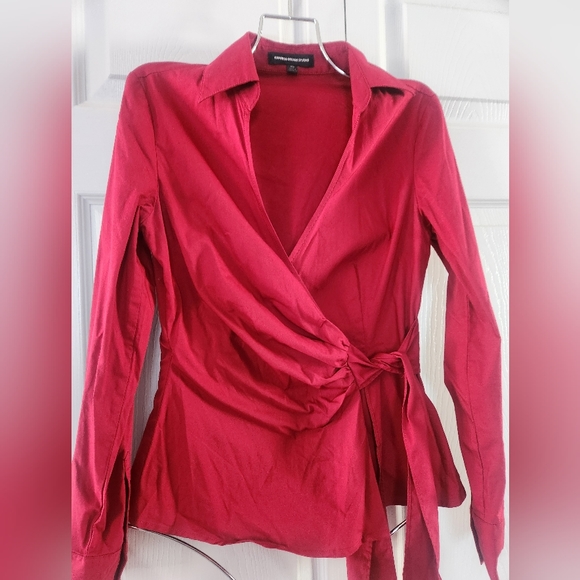 EUC Wrap top by Express - Picture 3 of 10